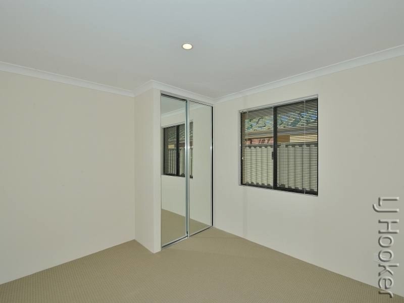 12 Harvey Crescent, South Yunderup WA 6208