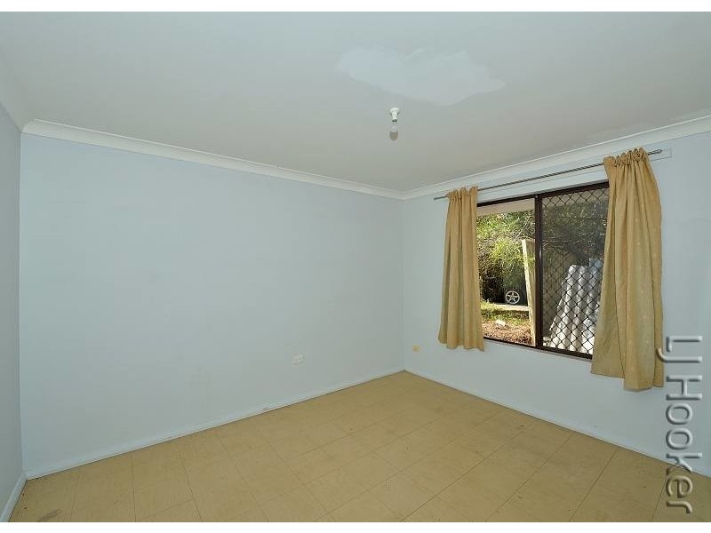 8 Warbrook Place, Coodanup WA 6210