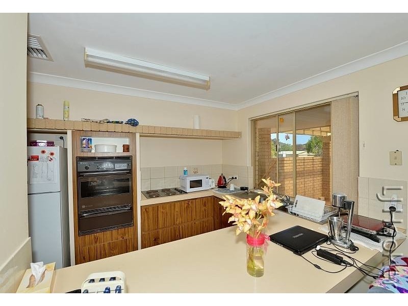 2/5 Shannon Road, Silver Sands WA 6210