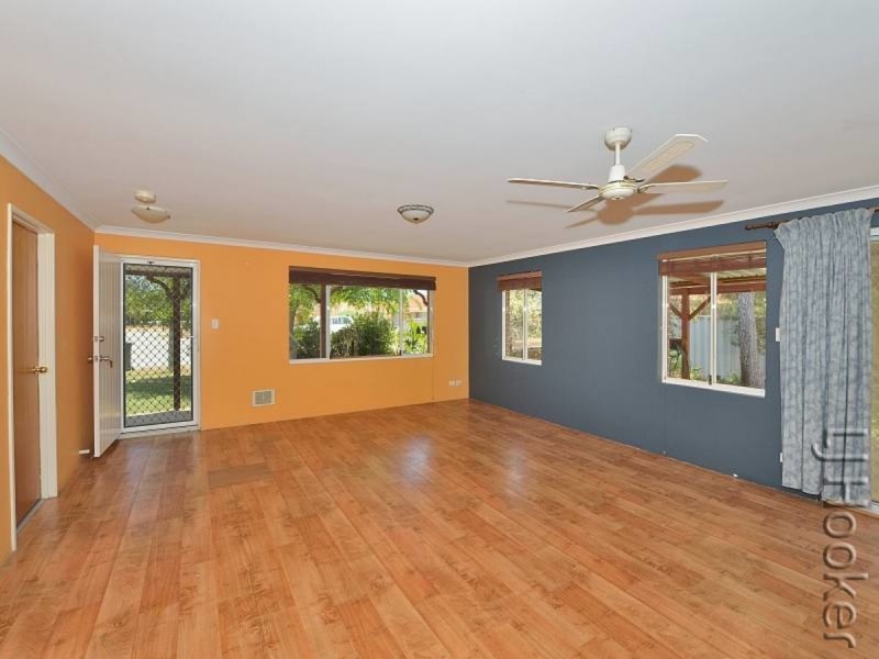 16 Rathmines Place, Coodanup WA 6210
