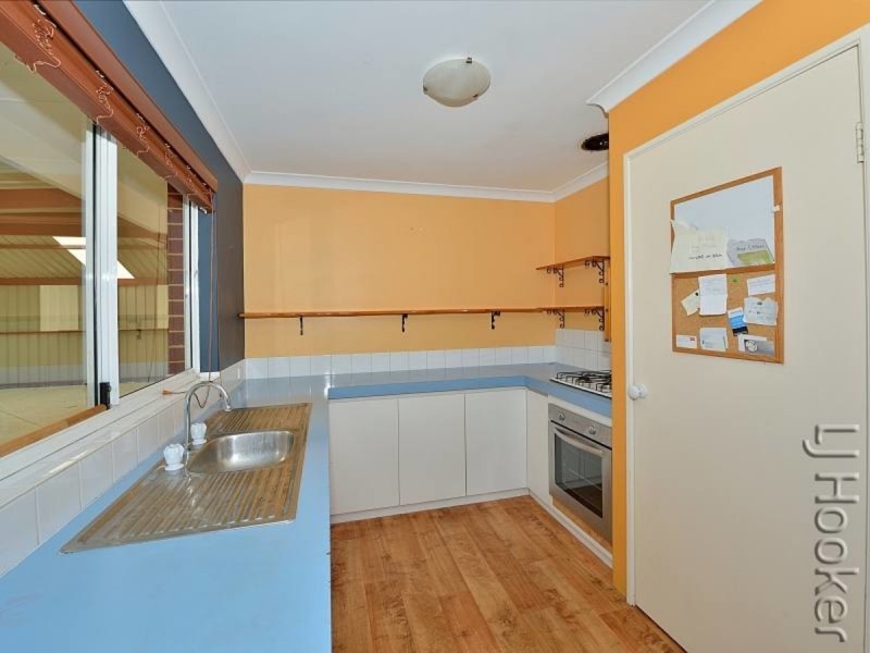 16 Rathmines Place, Coodanup WA 6210