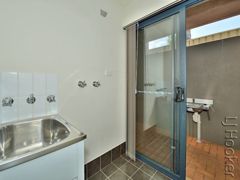 32/1 Mariners Cove Drive, Dudley Park WA 6210