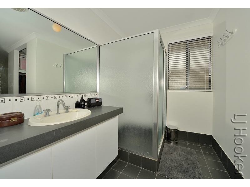 19 Sail Avenue, Wannanup WA 6210