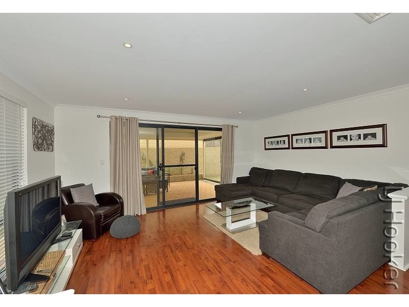 19 Sail Avenue, Wannanup WA 6210