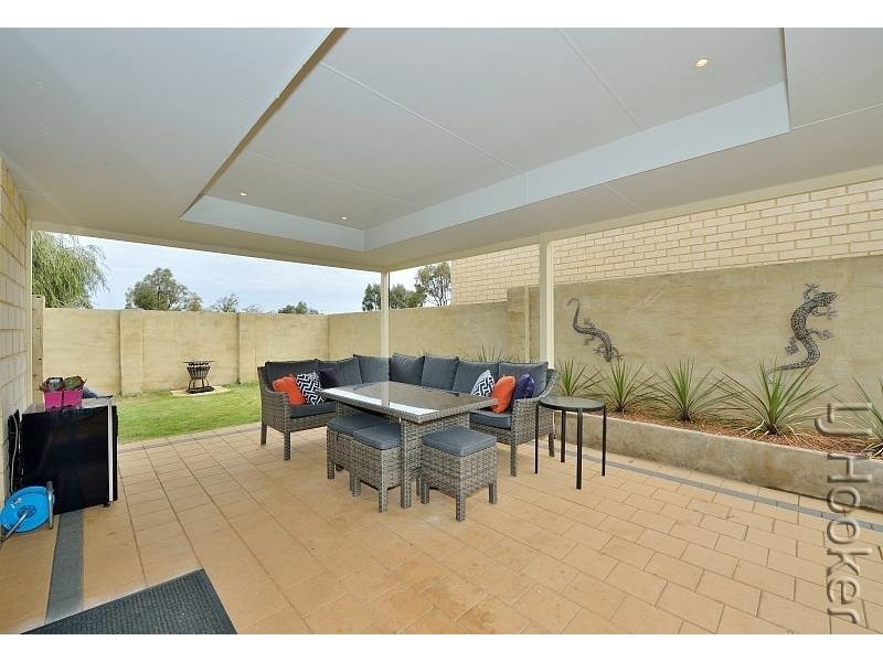 19 Sail Avenue, Wannanup WA 6210