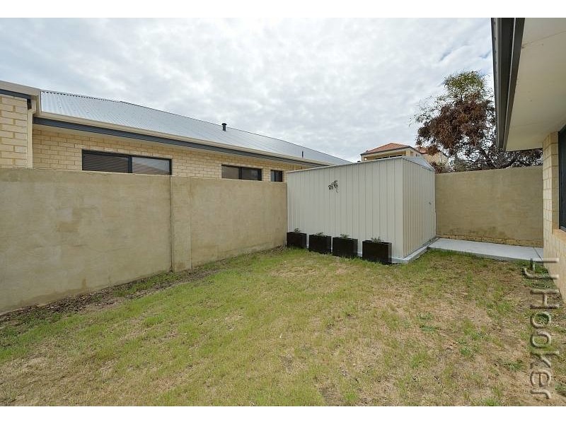 19 Sail Avenue, Wannanup WA 6210