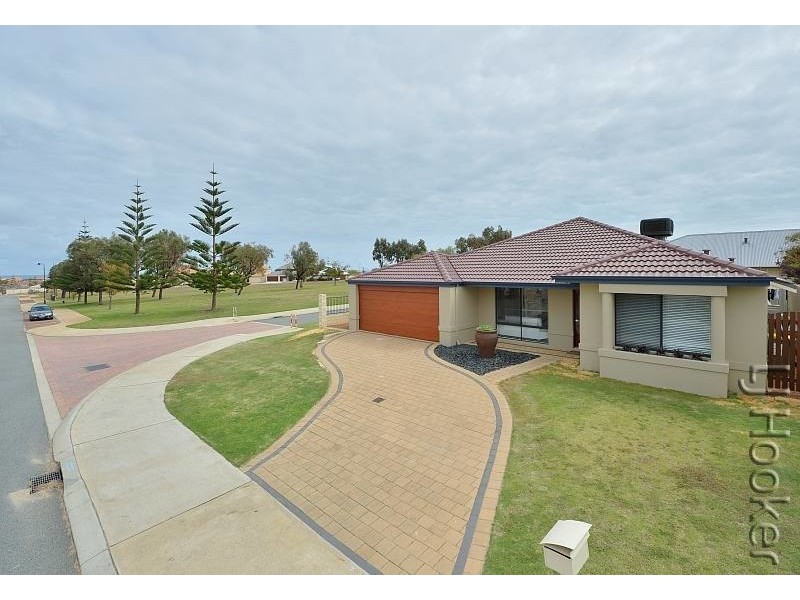 19 Sail Avenue, Wannanup WA 6210