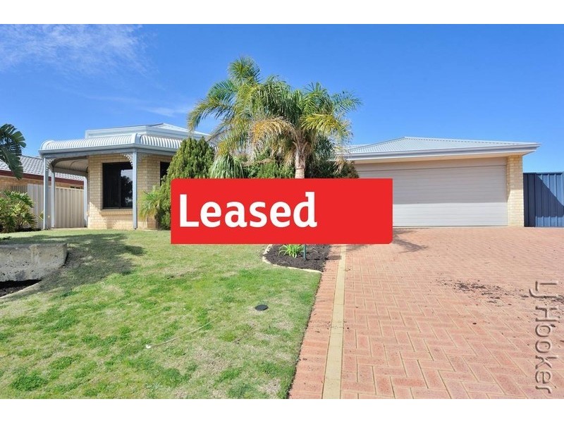 32 Floribunda Avenue, Halls Head WA 6210