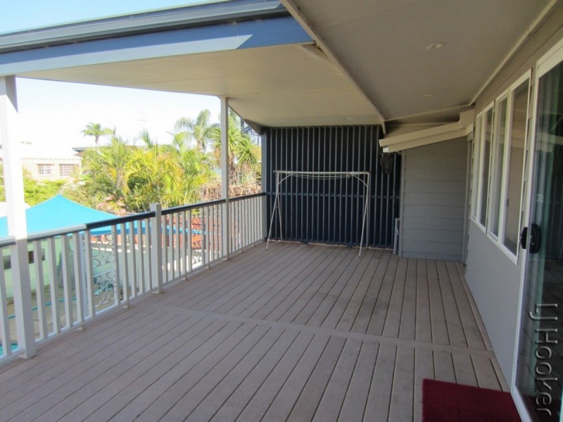 9 Hill Street, Halls Head WA 6210