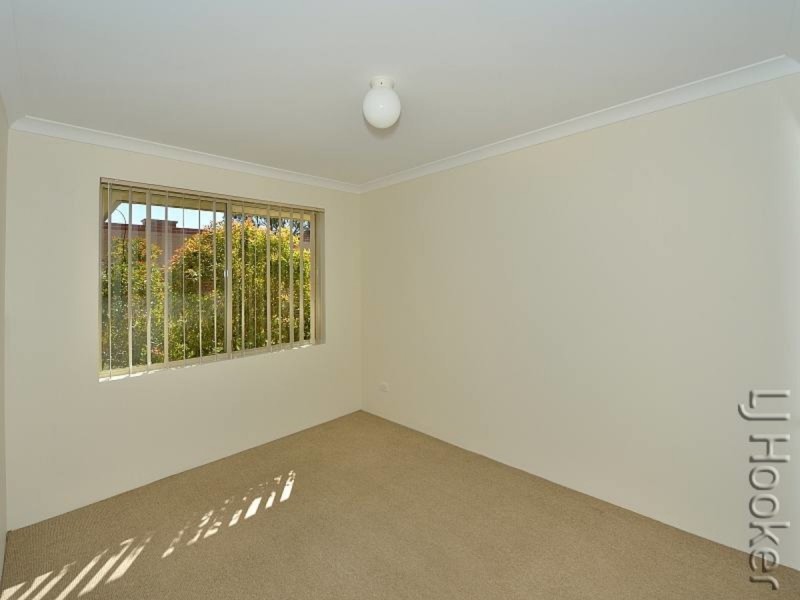 13 Crusoe Link, Secret Harbour WA 6173