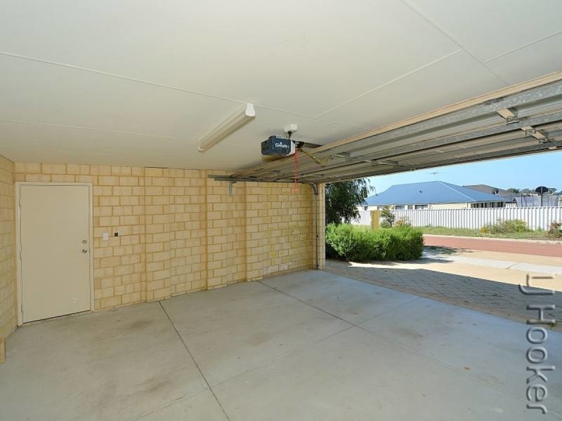 13 Crusoe Link, Secret Harbour WA 6173