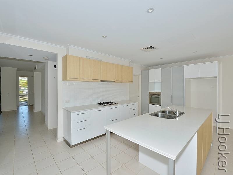 49 Portrush Parade, Meadow Springs WA 6210