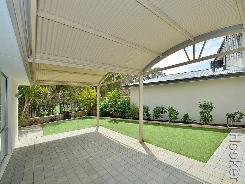 49 Portrush Parade, Meadow Springs WA 6210