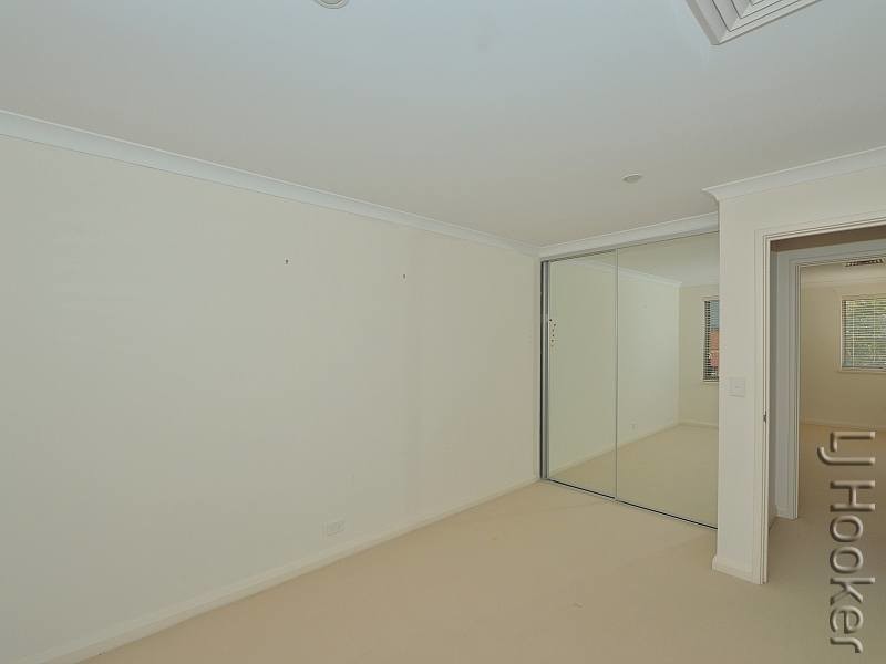 49 Portrush Parade, Meadow Springs WA 6210