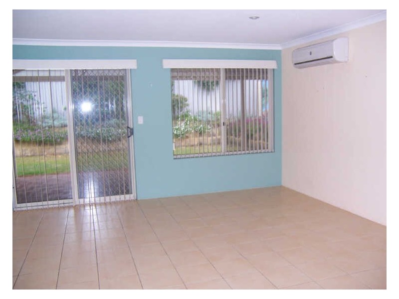 19 Malabor Mews, Halls Head WA 6210