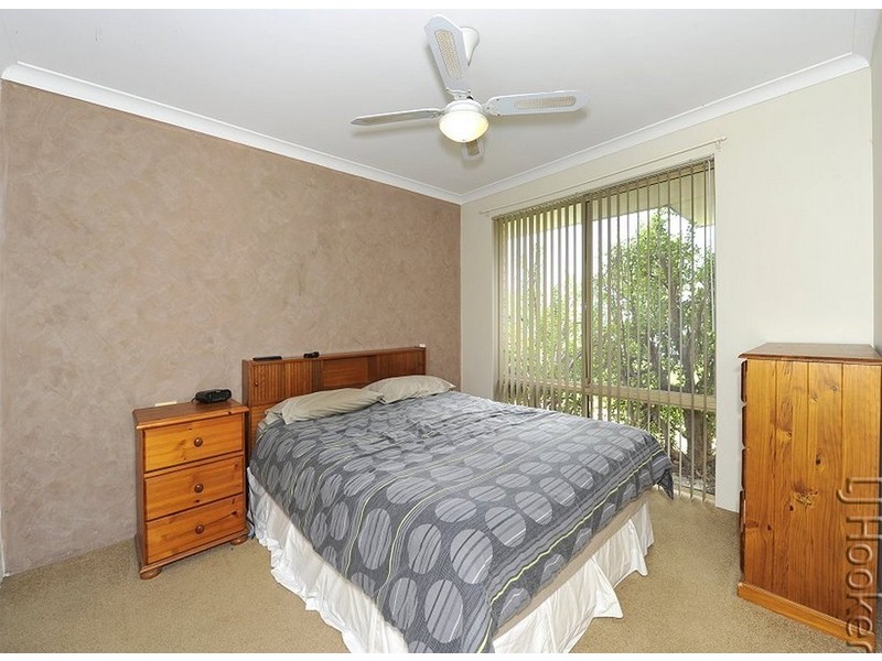 26 Casuarina Drive, Halls Head WA 6210