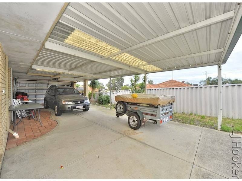 26 Casuarina Drive, Halls Head WA 6210