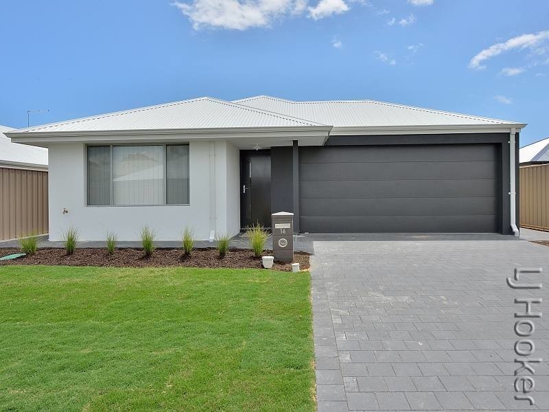 16 Kirkbrae Pass, Meadow Springs WA 6210
