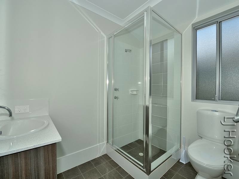 9 Blanche Crescent, Lakelands WA 6180