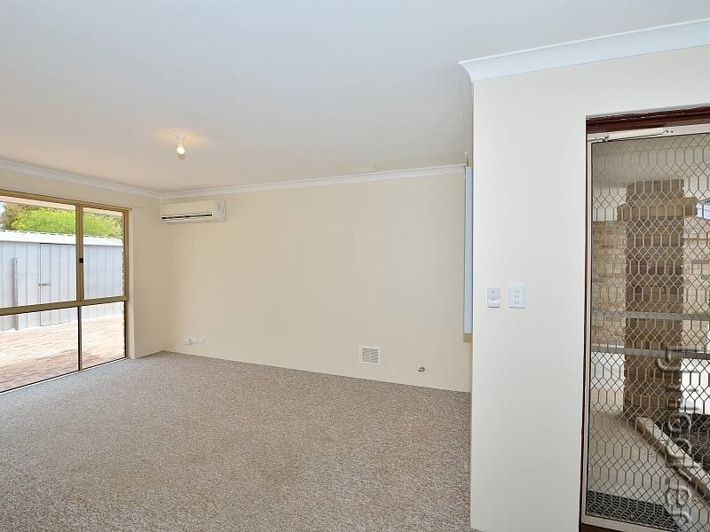 2/3 Olinda Court, Greenfields WA 6210