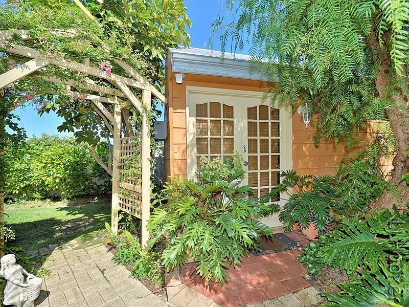 9 Bucentaur Place, Halls Head WA 6210