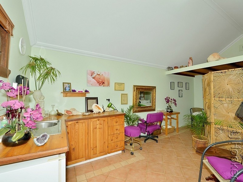 9 Bucentaur Place, Halls Head WA 6210