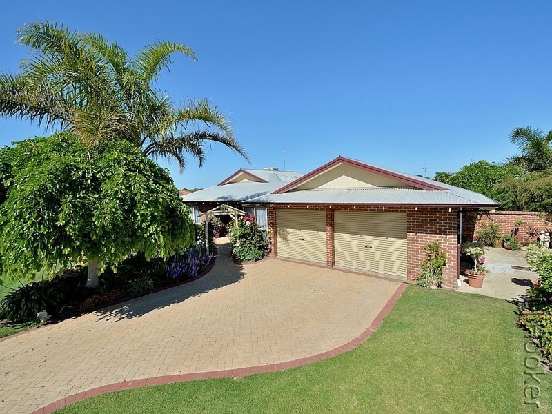 9 Bucentaur Place, Halls Head WA 6210