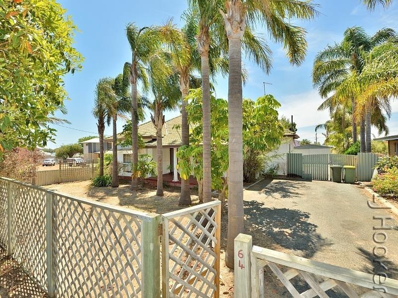 64 Davey Street, Mandurah WA 6210