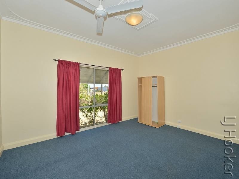 64 Davey Street, Mandurah WA 6210