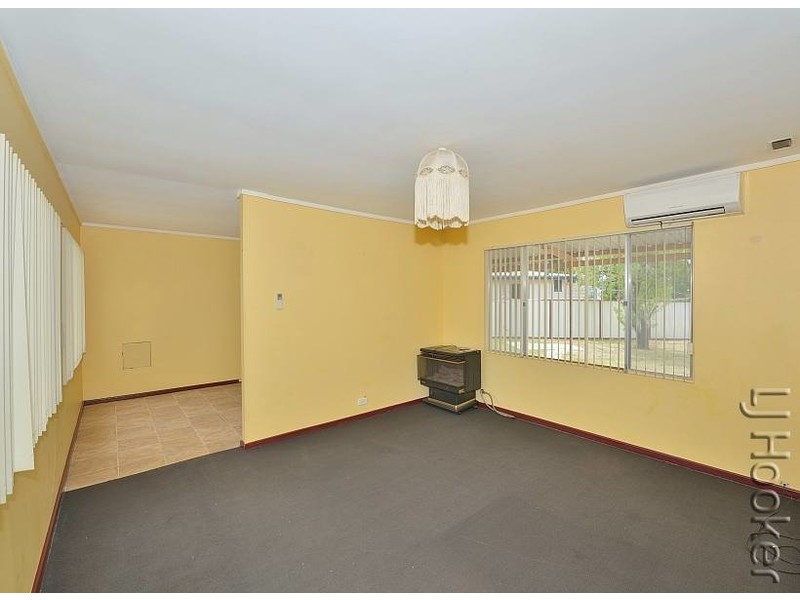 6 Doongin Place, Greenfields WA 6210