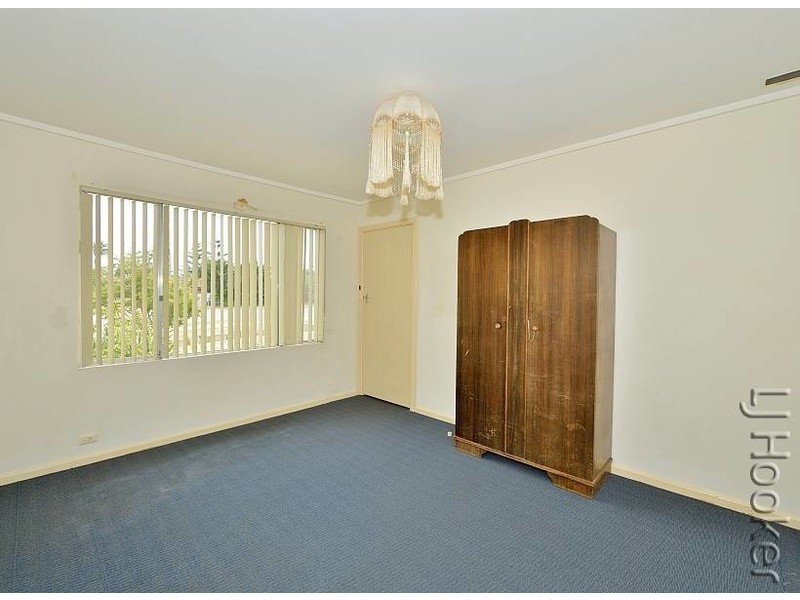 6 Doongin Place, Greenfields WA 6210