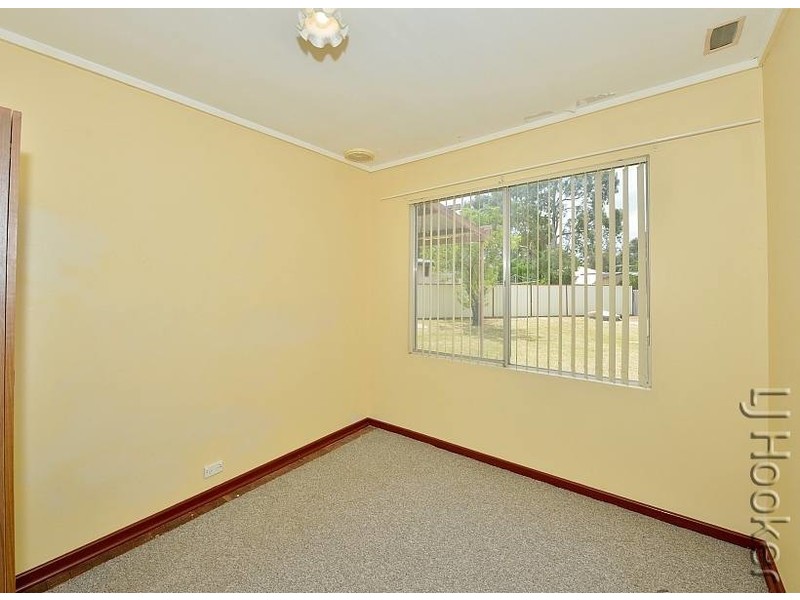 6 Doongin Place, Greenfields WA 6210