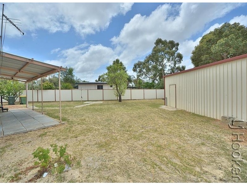 6 Doongin Place, Greenfields WA 6210