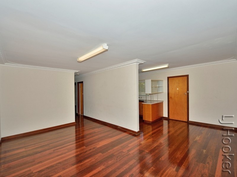 20 Goomarl Street, Dudley Park WA 6210