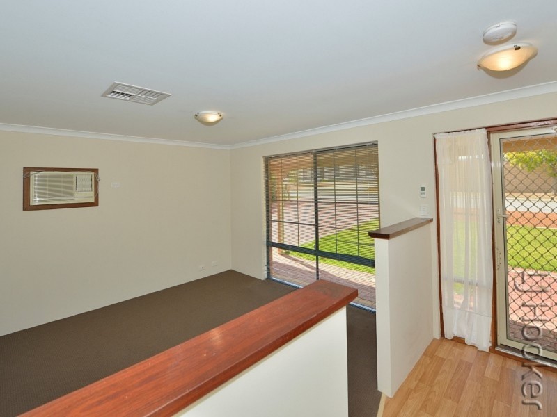 8 Bonnie Doone Grove, Dawesville WA 6211
