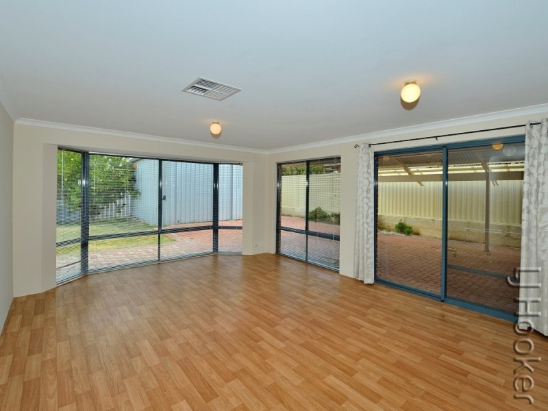 8 Bonnie Doone Grove, Dawesville WA 6211