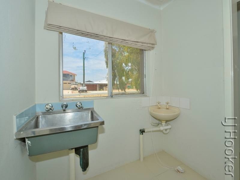 23 Erlistoun Street, Golden Bay WA 6174