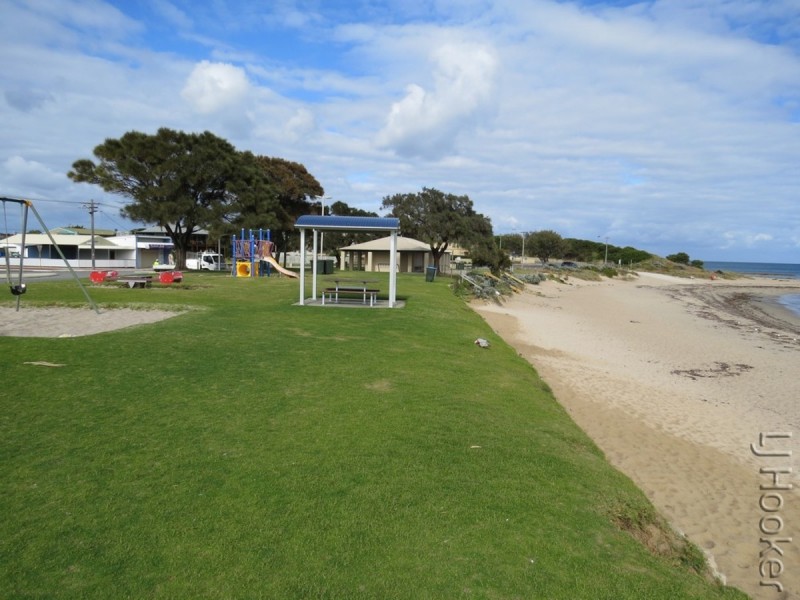 32 Corfu Street, Falcon WA 6210