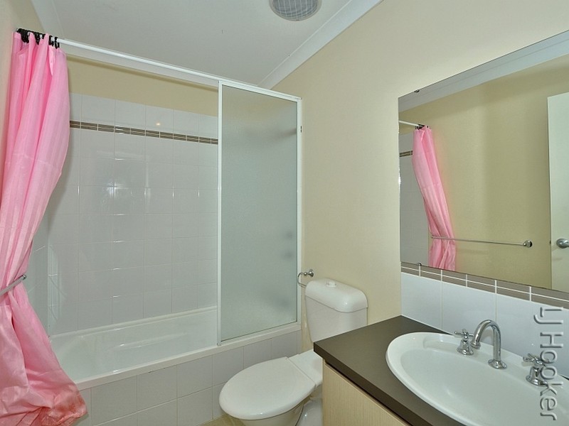 18/1 Cottonwood Drive, Baldivis WA 6171