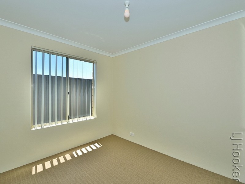 18/1 Cottonwood Drive, Baldivis WA 6171