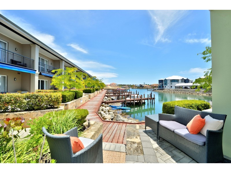 6/20 Apollo Place, Halls Head WA 6210