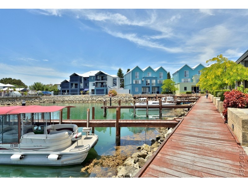 6/20 Apollo Place, Halls Head WA 6210