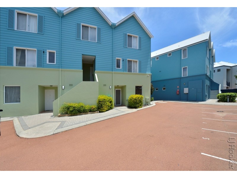 6/20 Apollo Place, Halls Head WA 6210