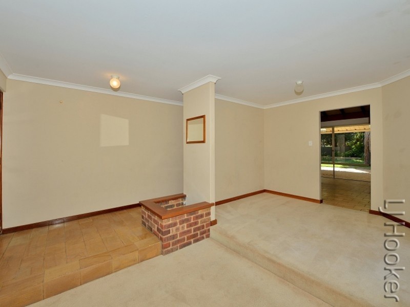 19 Gilmore Street, Madora Bay WA 6210