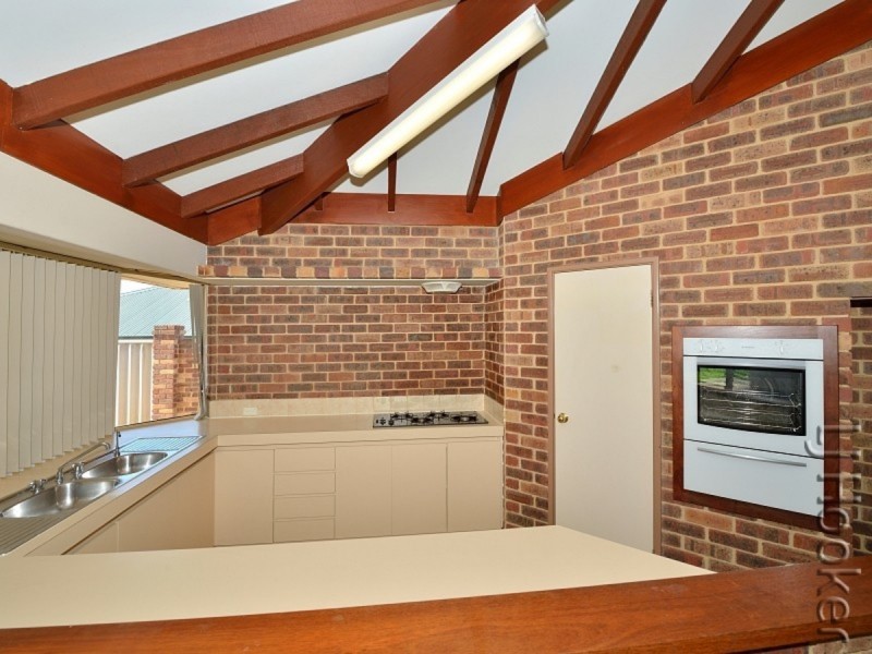 19 Gilmore Street, Madora Bay WA 6210