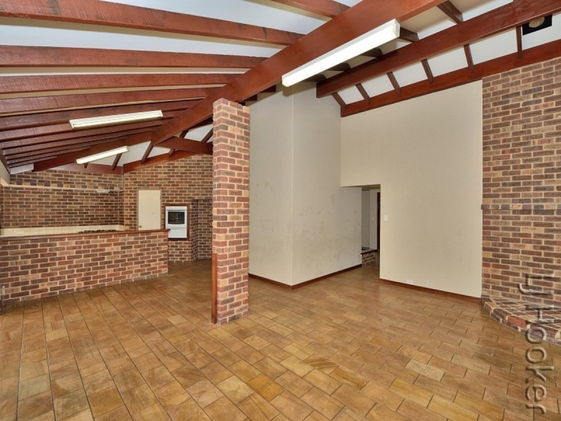 19 Gilmore Street, Madora Bay WA 6210