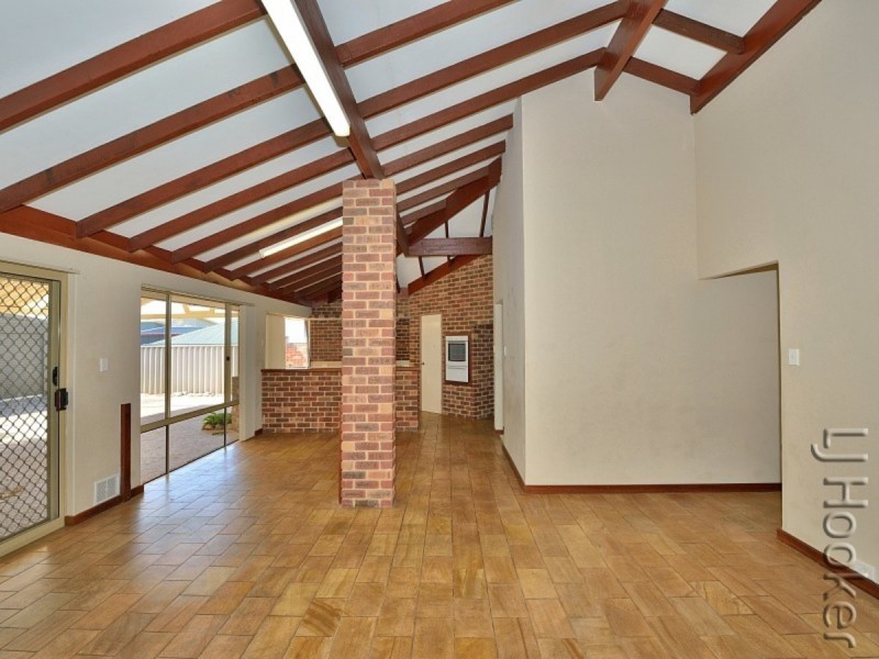 19 Gilmore Street, Madora Bay WA 6210