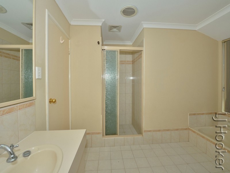 19 Gilmore Street, Madora Bay WA 6210