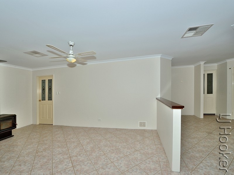 22 Sandalwood Parade, Halls Head WA 6210