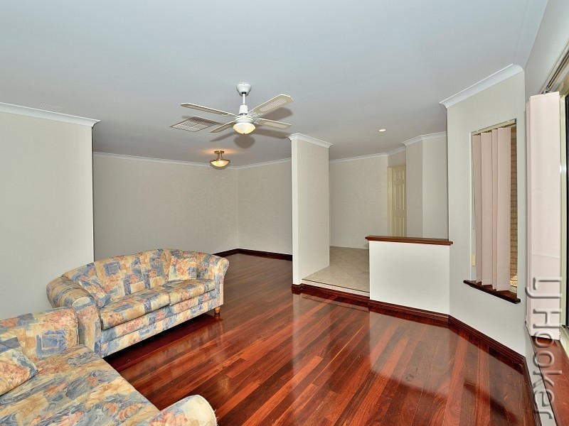 22 Sandalwood Parade, Halls Head WA 6210